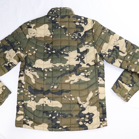 Camo Men's Thermoball Jacket by North Face NEW - Picture 4 of 5